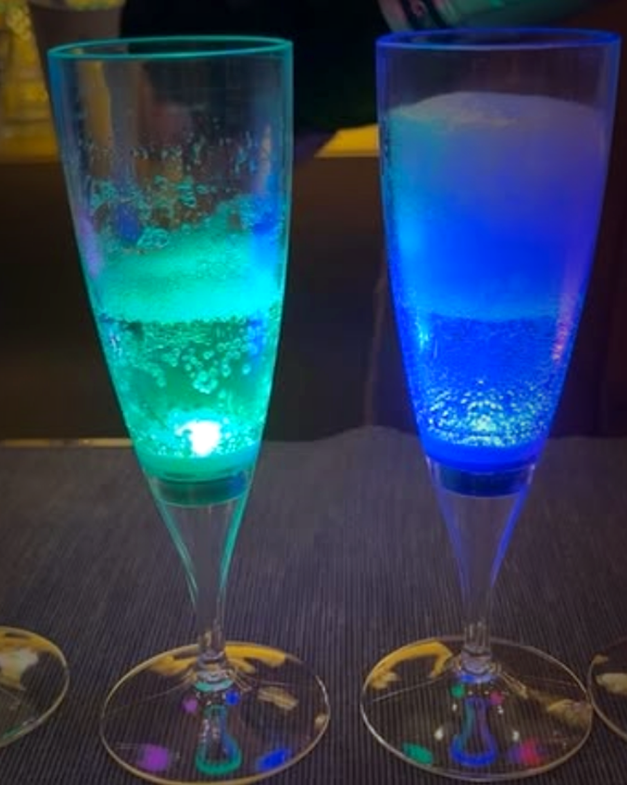 輝くドリンク